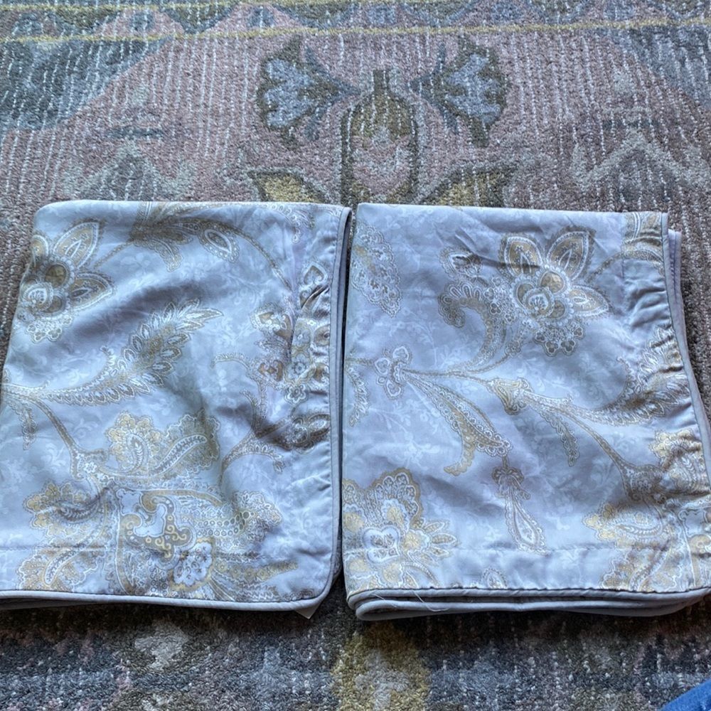 Cindy  Crawford  Home Furnishing  Pillow Shams